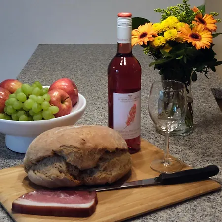 Barrierefreie - 'im Graben' Lejlighed *